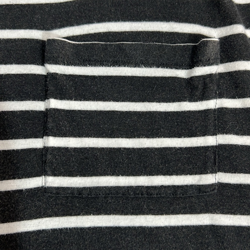 🌞 Gap black & white short sleeve breast pocket oval neck tee M - Picture 13 of 16